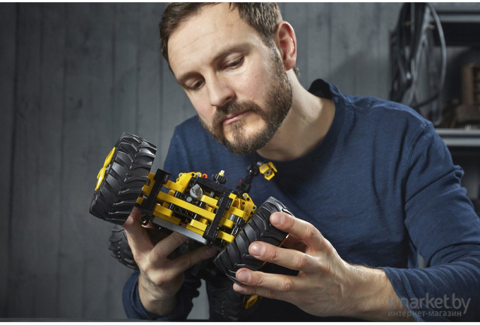 Конструктор Lego Technic Volvo колесный погрузчик Zeux 42081