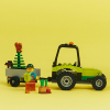 Конструктор LEGO City Парковый трактор (60390)